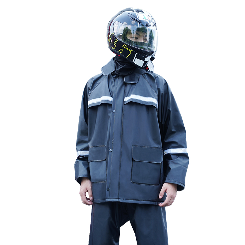 بدلة مطر للدراجات النارية مقاو - مراجعة Motorcycle Rain Suit 2 Piece وسعره